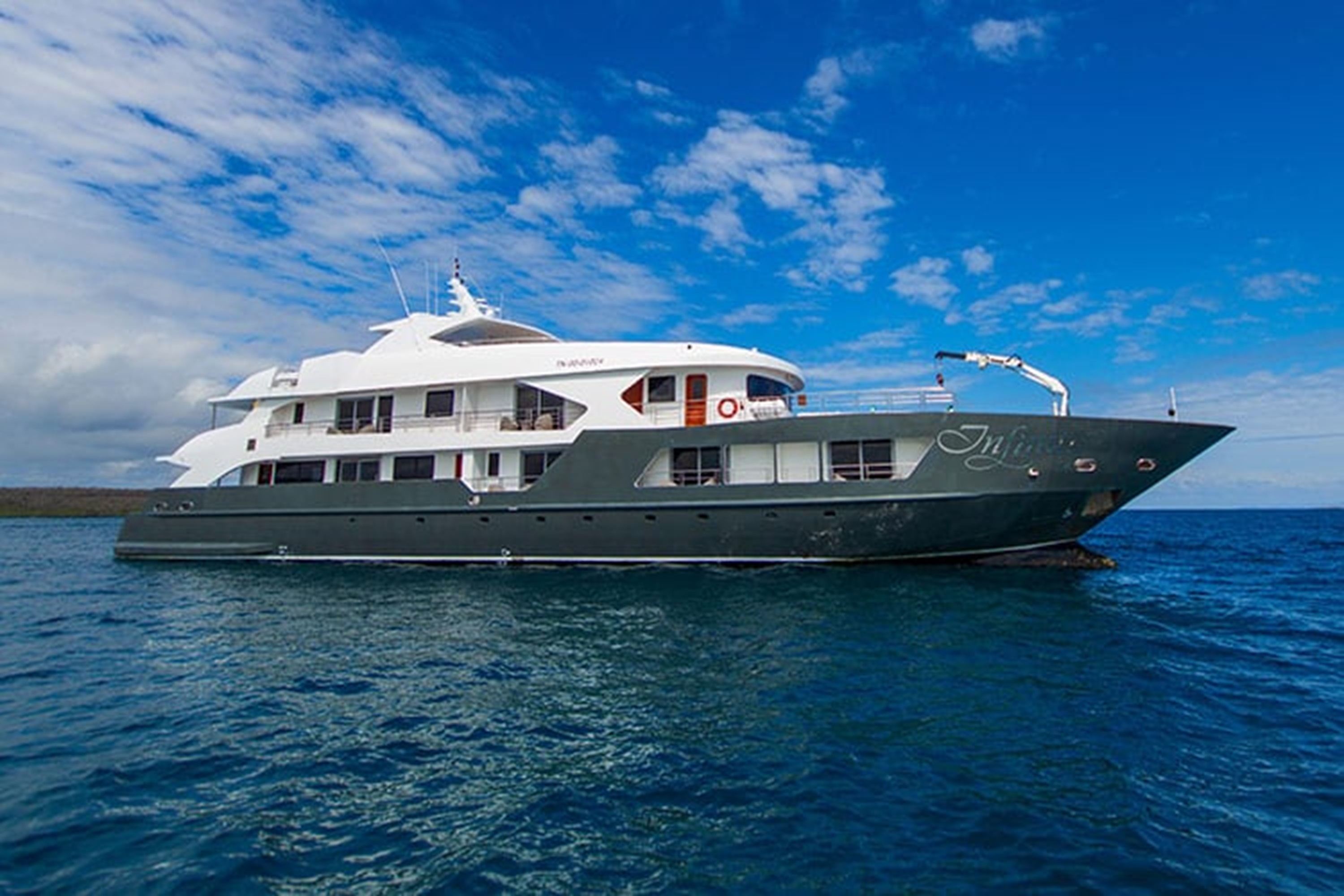 Infinity Exterior1