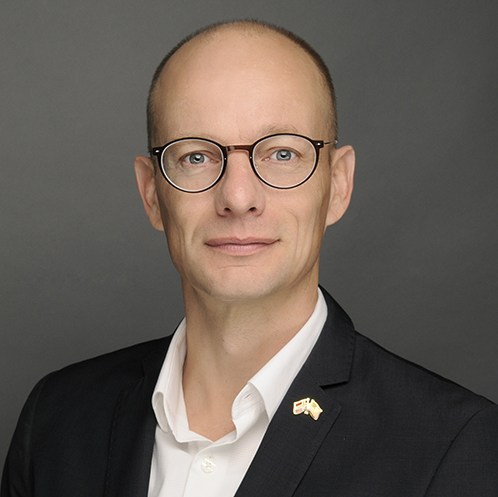 https://cdn.yachtbroker.org/users/xf2EVvdKNUSZ1rHt.png