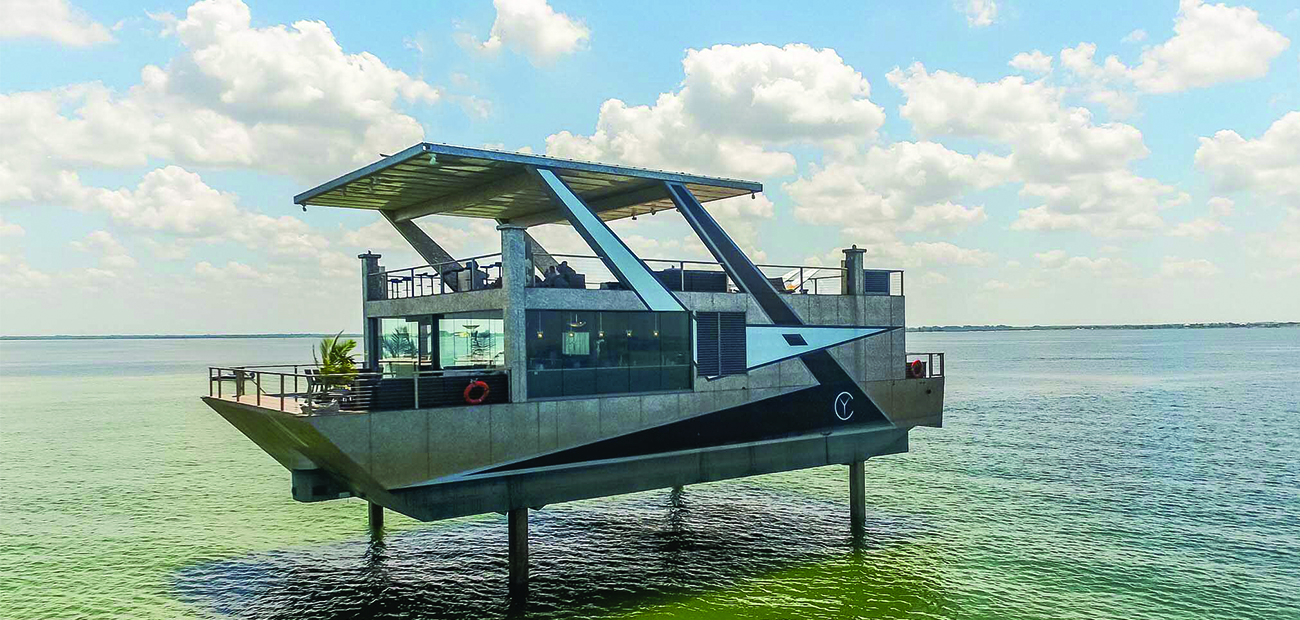 Mansion Yacht
